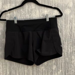 Lululemon times short (4”) in Black